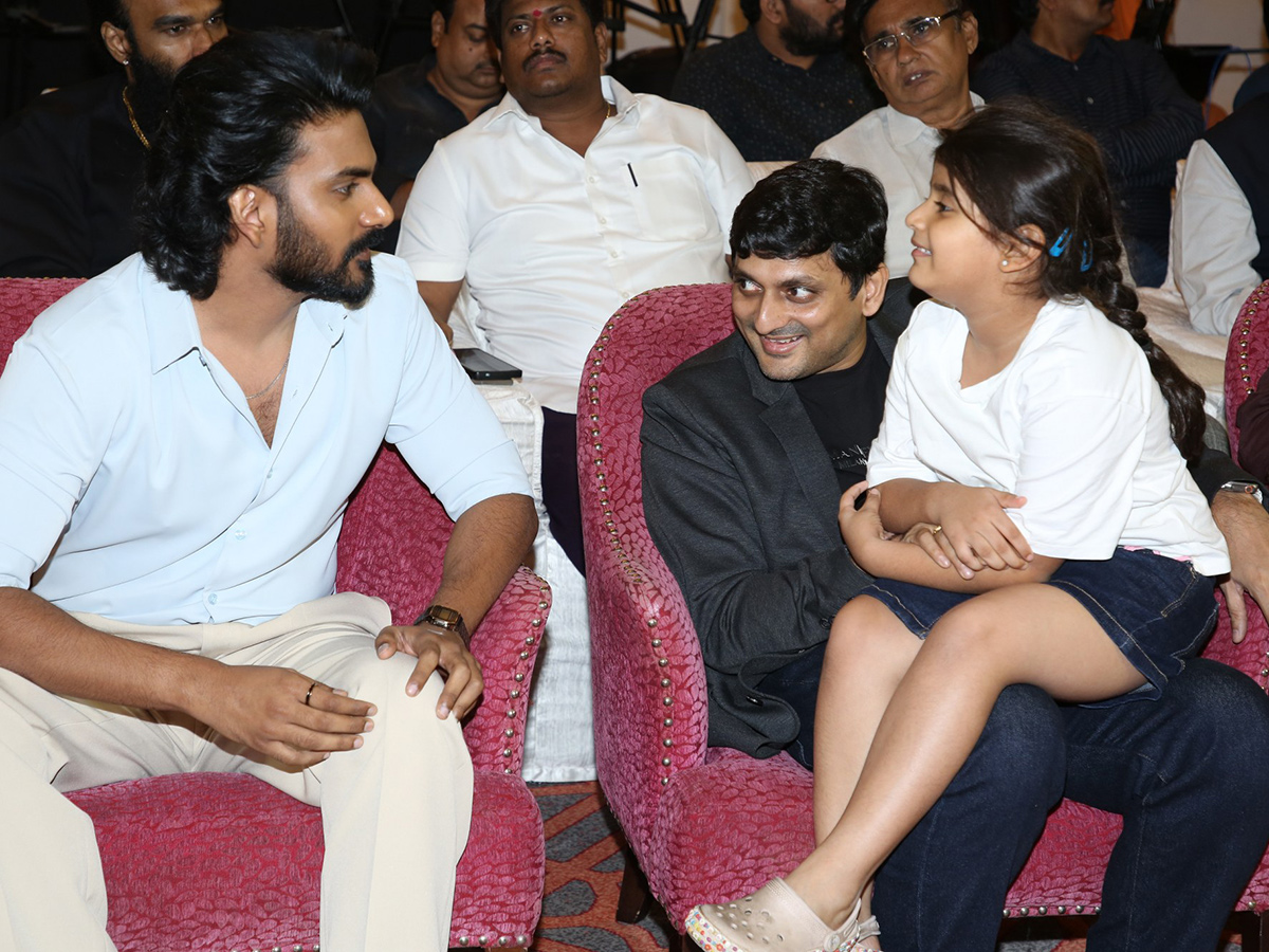 Nagabandham_20Pre_20Release_20Event_20HD_20Photos__20_2814_29.jpg 14