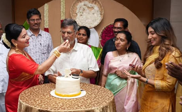 cm_20vijay_20father_20Birthday_20Celebrations_20Photos_20_285_29.jpg 6