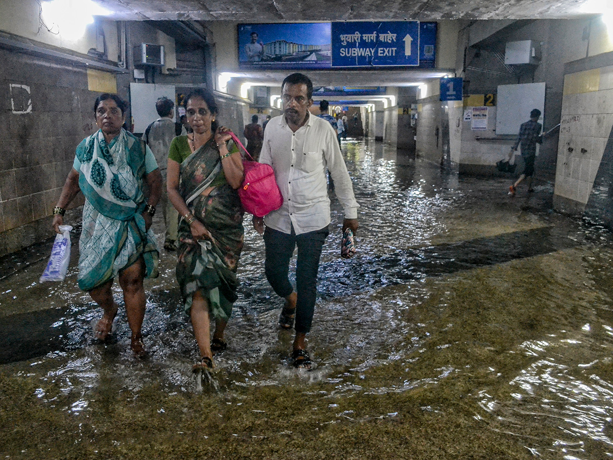 heavy_20rain_20in_20mumbai_20hd_20photos__20_2819_29.jpg 19