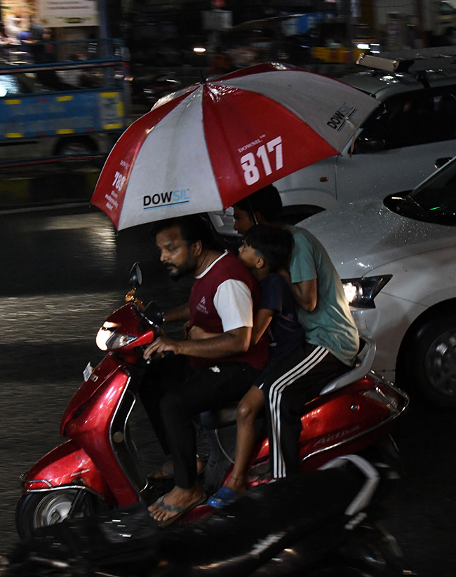 heavy_20rain_20in_20hyderabad_20today__20_2813_29.jpg 13