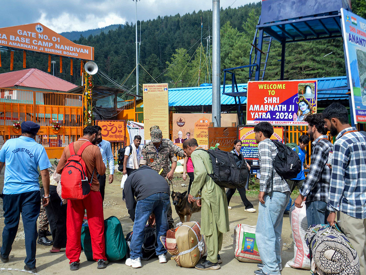 Amarnath_20Yatra_20Begin_20HD_20Photos__20_2818_29.jpg 18