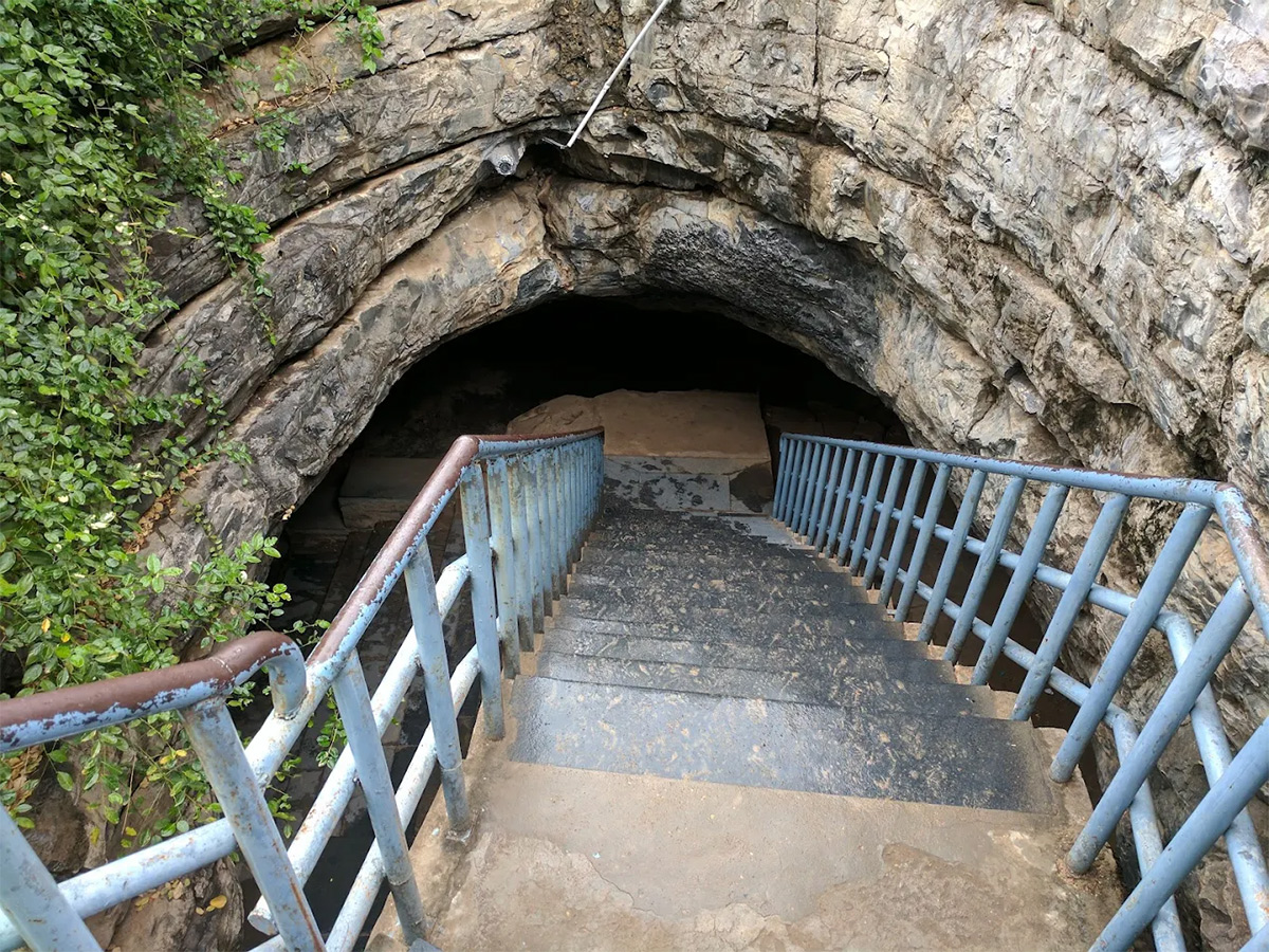 Belum_20Caves_20Nandyala_20district_20of_20Andhra_20Pradesh_20HD_20Photos__20_282_29.jpg 2