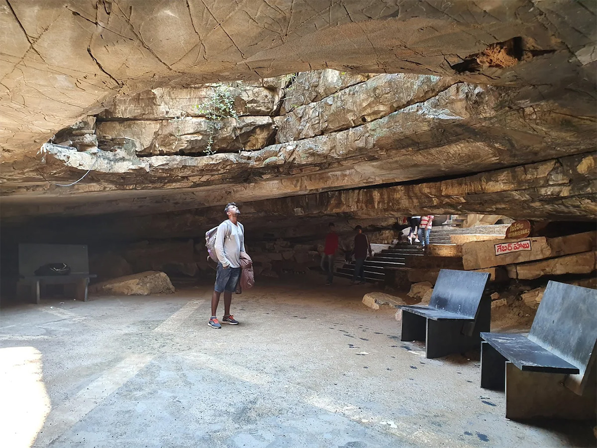 Belum_20Caves_20Nandyala_20district_20of_20Andhra_20Pradesh_20HD_20Photos__20_289_29.jpg 9