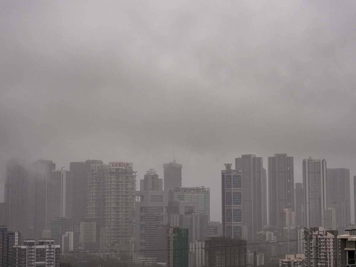 _20Heavy_20rain_20continues_20In_20Mumbai_20Photos_20_283_29.jpg 4