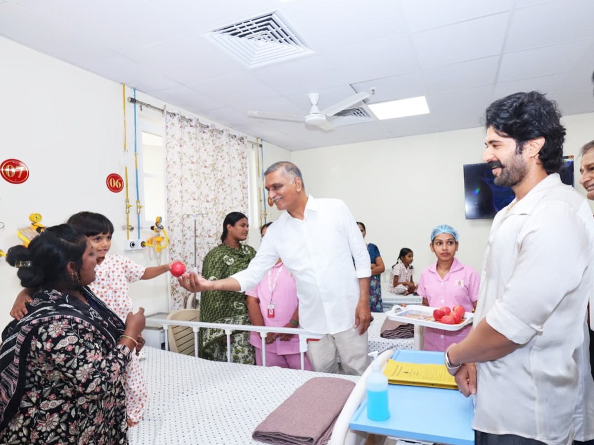 Vijay_20Deverakonda_20_284_29.jpg 4