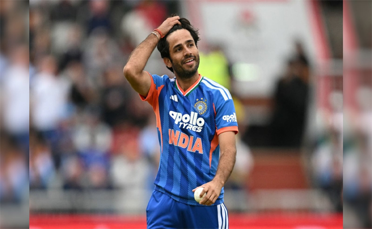 ravi.jpg
