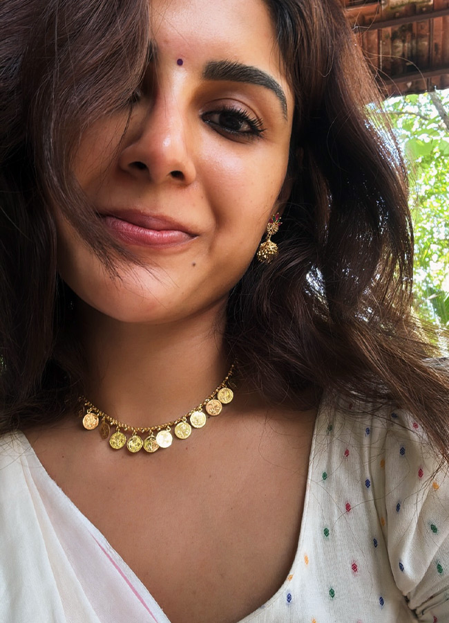 Samyuktha_20_2811_29.jpg 11
