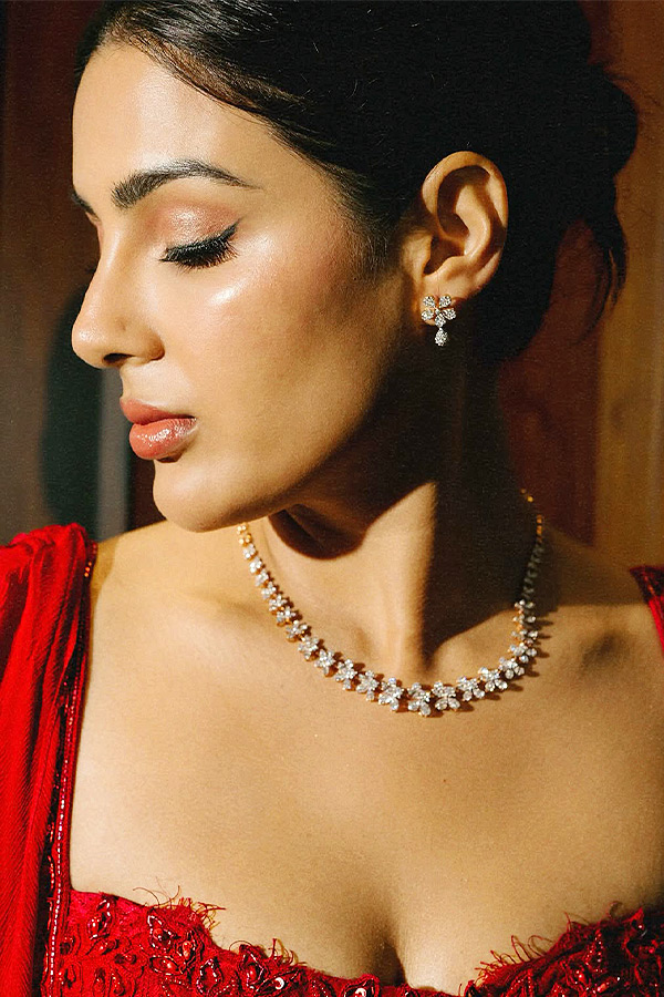 Samyuktha_20_286_29.jpg 6
