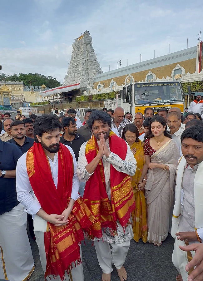 Tirumala_20Srivari_20Temple_20_288_29.jpg 8