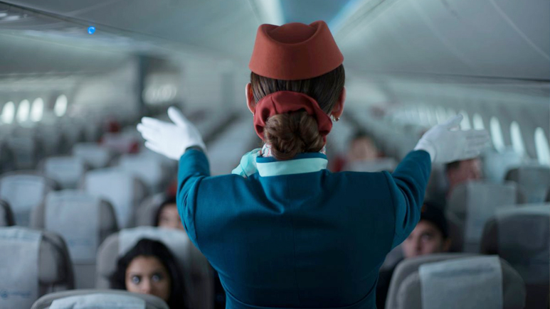 air_20hostess_20on_20flight.jpg