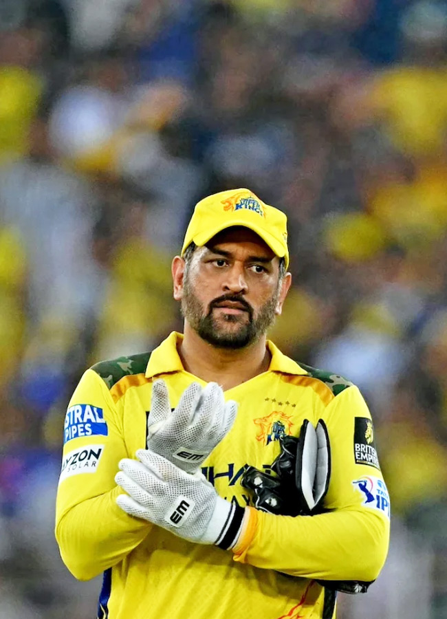 MS_20DHONI_20_2810_29.jpg 6