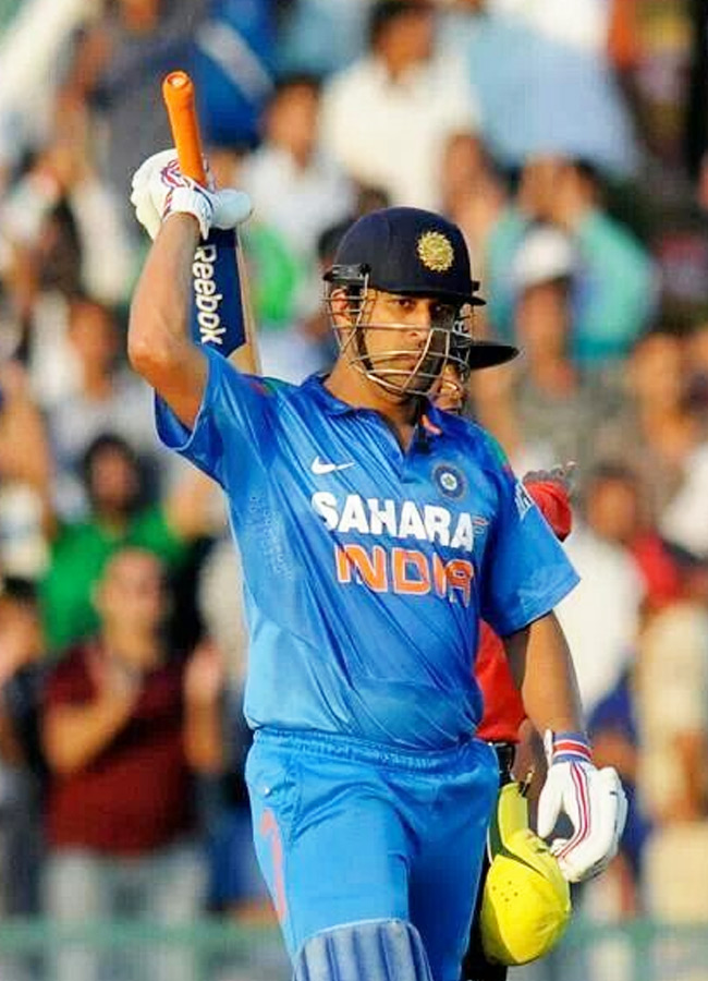 MS_20DHONI_20_2814_29.jpg 13