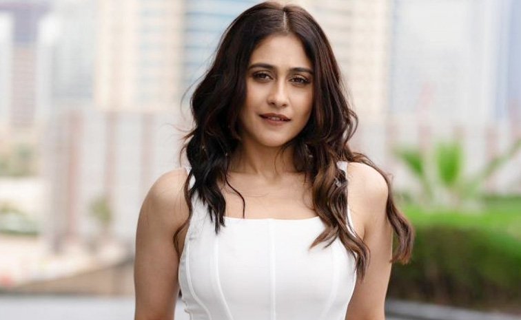 Regena-Cassandrra-lokesh-ka.jpg