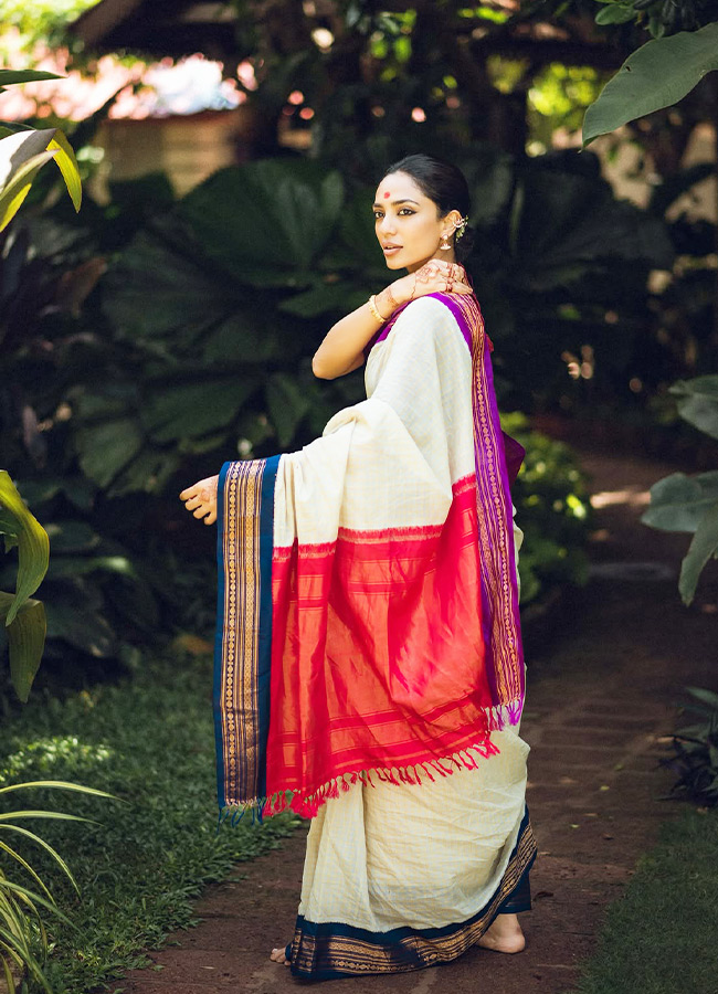 Sobhita_20Dhulipala_20_283_29.jpg 3
