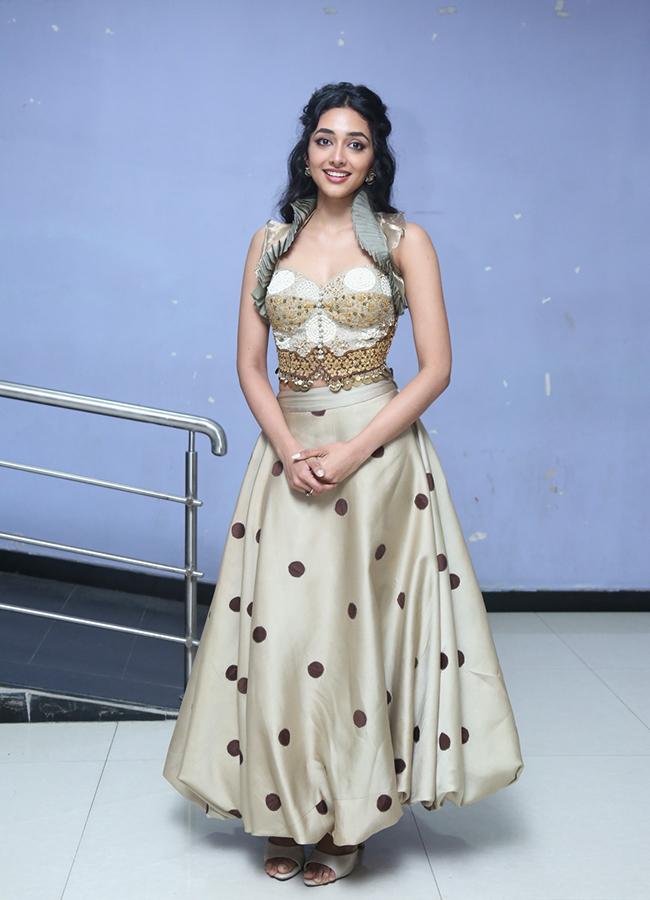 Actress_20Preity_20Mukhundhan_20Hrudayam_20Murali_20Movie__20_283_29.jpg 3