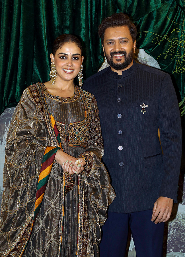 Boney_20Kapoor_20Daughter_20Anshula_20Kapoor_20Wedding_20Reception_20Viral_20Photos__20_2819_29.jpg 19