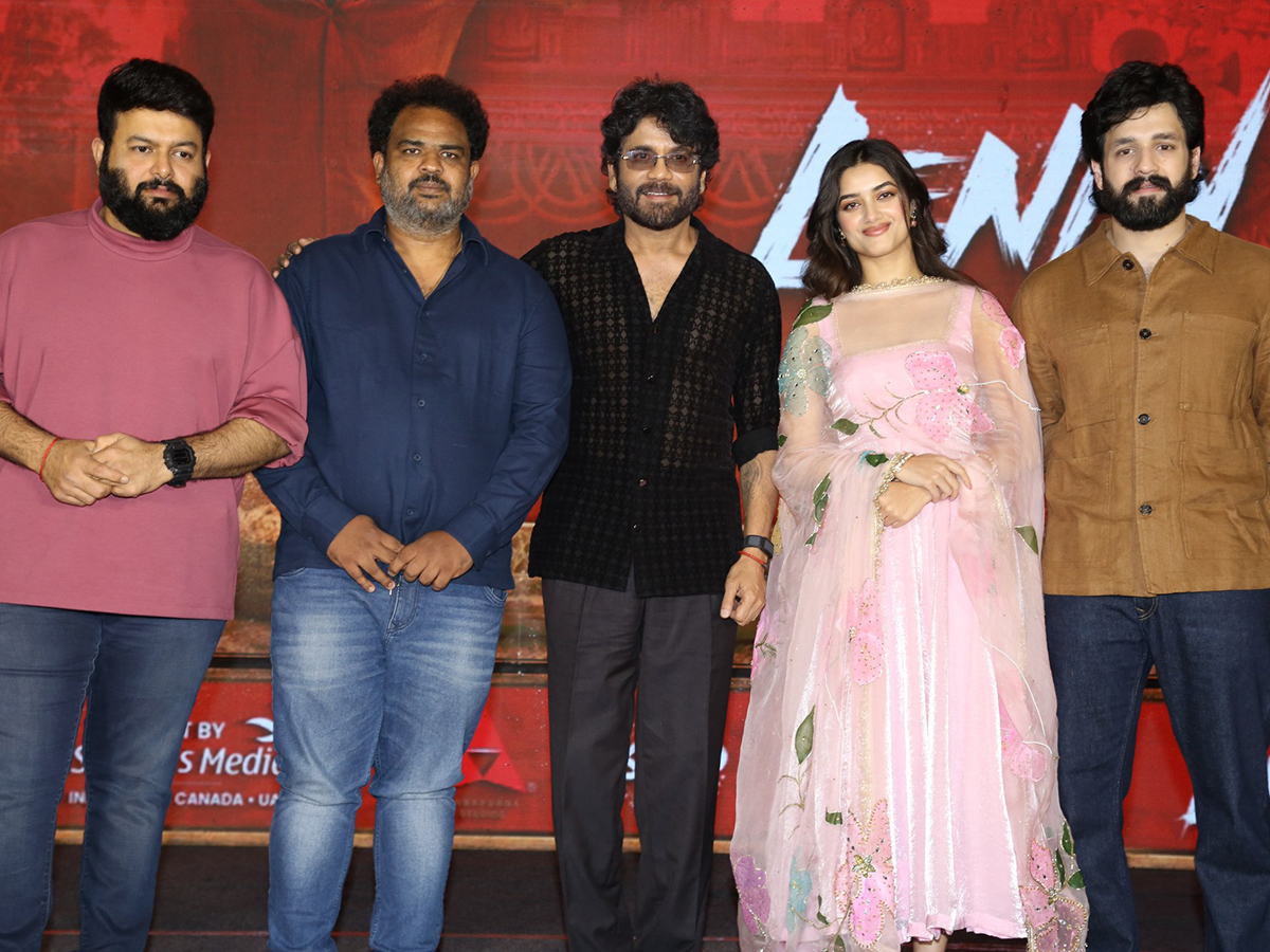 LENIN_20Movie_20Press_20Meet_20HD_20Photos-_20_2816_29.jpg 16