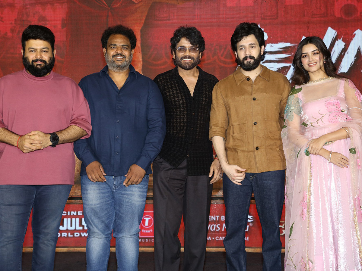 LENIN_20Movie_20Press_20Meet_20HD_20Photos-_20_283_29.jpg 3