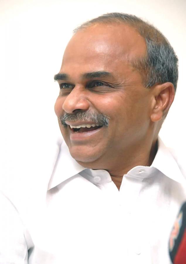 Remembering_20YS_20Rajasekhara_20Reddy_20on_20His_20Birth_20Anniversary_20Photos_20_2823_29.jpg 28