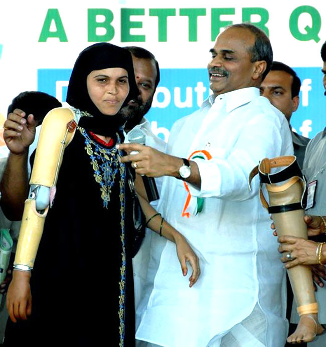 Remembering_20YS_20Rajasekhara_20Reddy_20on_20His_20Birth_20Anniversary_20Photos_20_2826_29.jpg 30