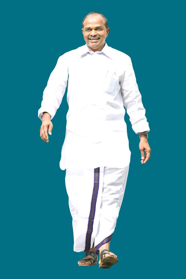 Remembering_20YS_20Rajasekhara_20Reddy_20on_20His_20Birth_20Anniversary_20Photos_20_287_29.jpg 23