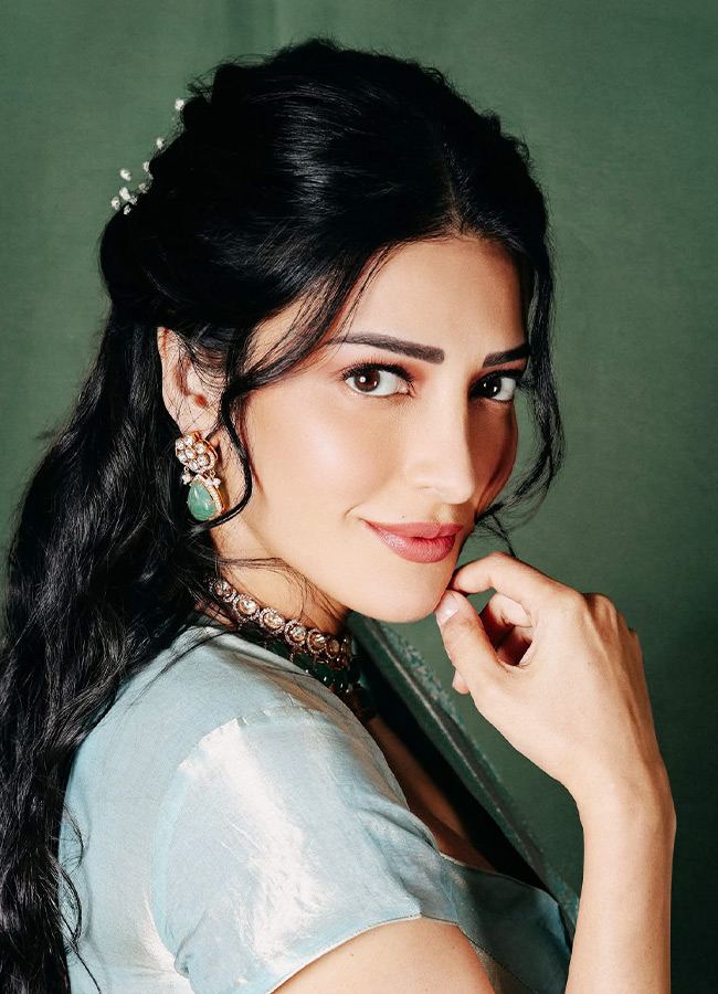 Shruti_20Haasan_20_286_29.jpg 6