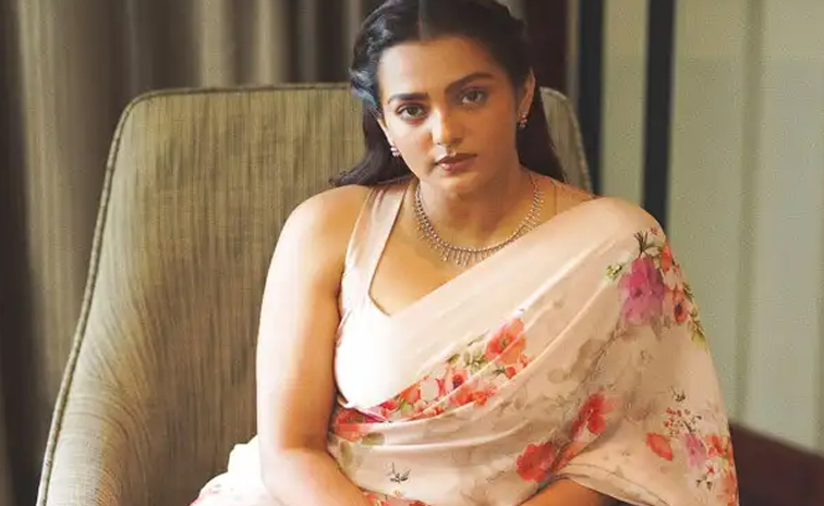 parvathi.jpg