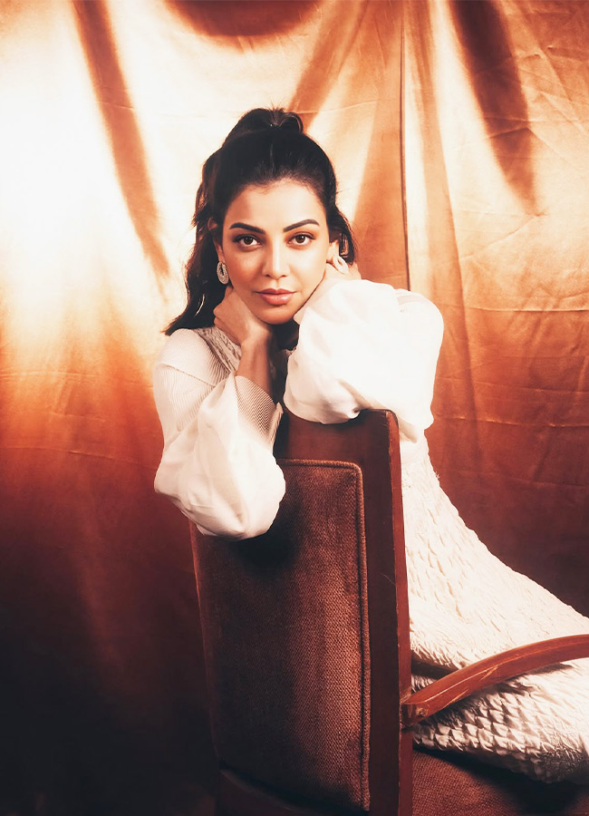 Kajal_20Aggarwal_20_284_29.jpg 4