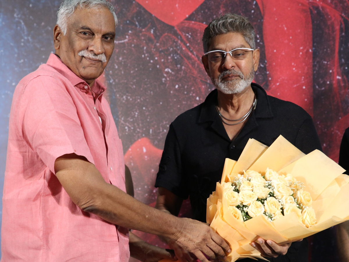 Vadala_20Movie_20Trailer_20Launch_20Event_20Photos_20_283_29.jpg 4