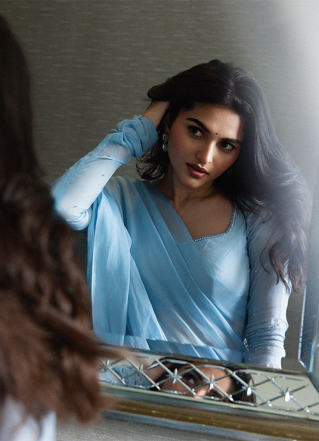 Actress_20Kayadu_20Lohar_20Viral_20Photos__20_284_29.jpg 4