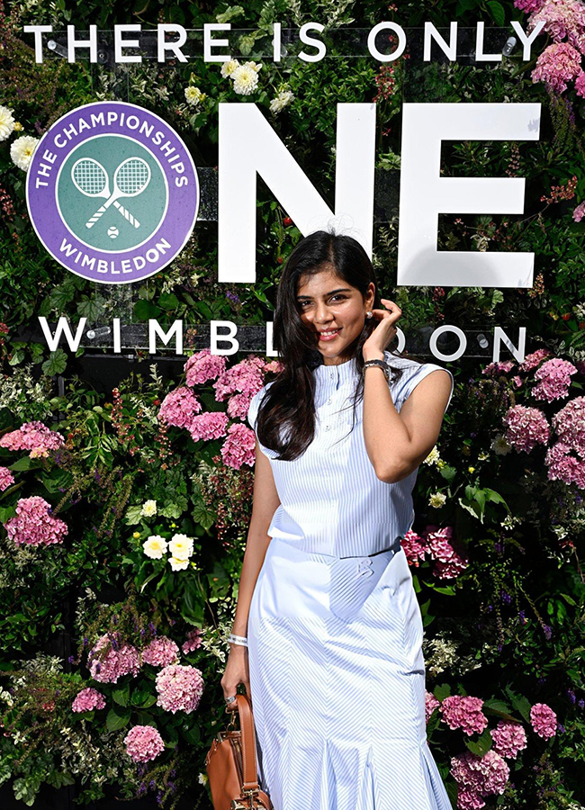 Kalyani_20Priyadarshan_20and_20Sreeleela_20Attend_20Wimbledon_20HD_20Photos__20_285_29.jpg 5