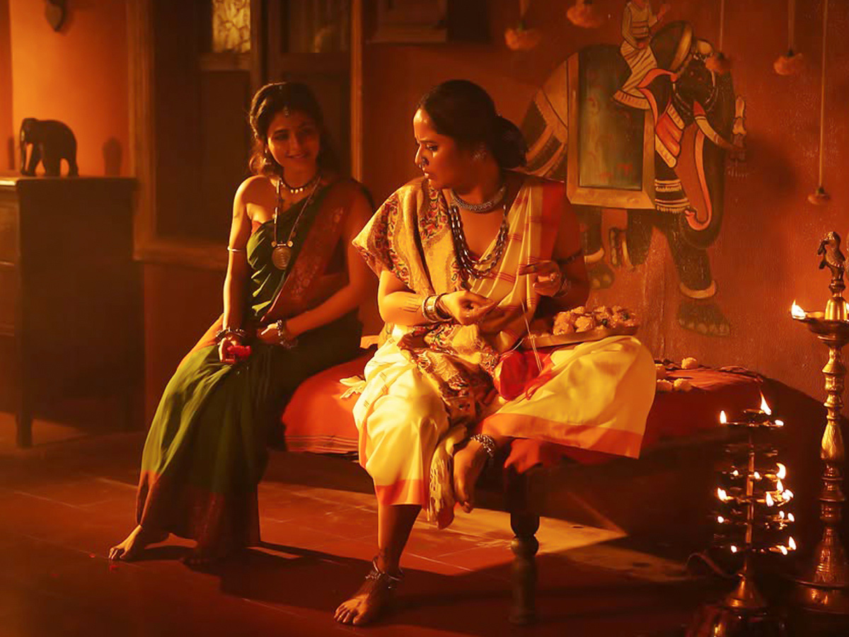 Nagabandham-Movie-Anasuya-Bharadwaj-working-Stills-Photos-_289_29.jpg 5