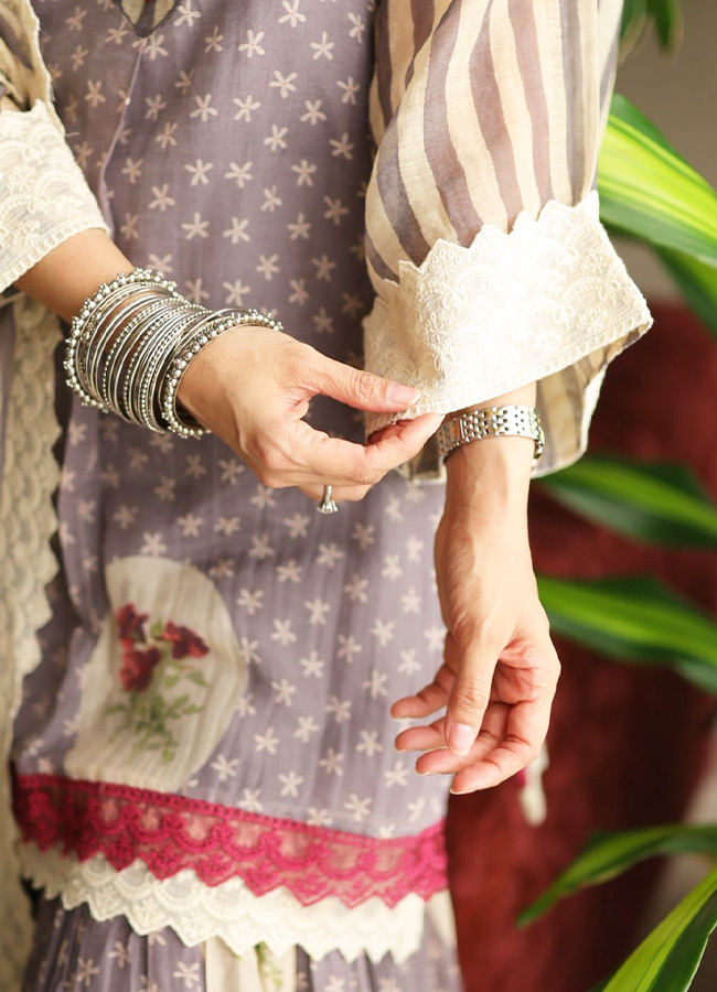 Nisha_20Agarwal_20_289_29.jpg 9