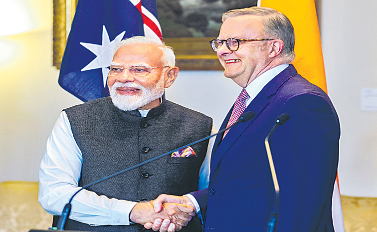 ind-aus11.jpg
