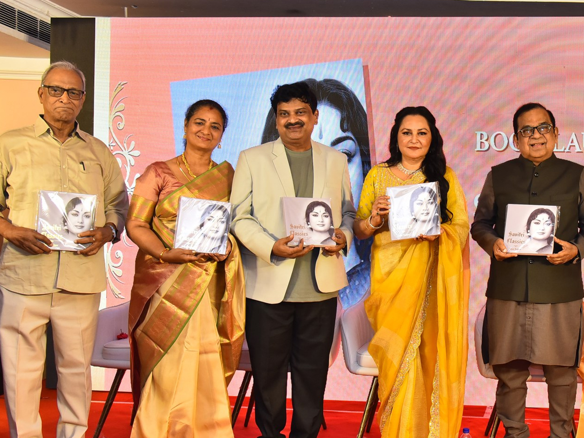 Mahanati_20Savitri_20Classics_20English_20book_20launch_20Event_20Photos_20_2824_29.jpg 1