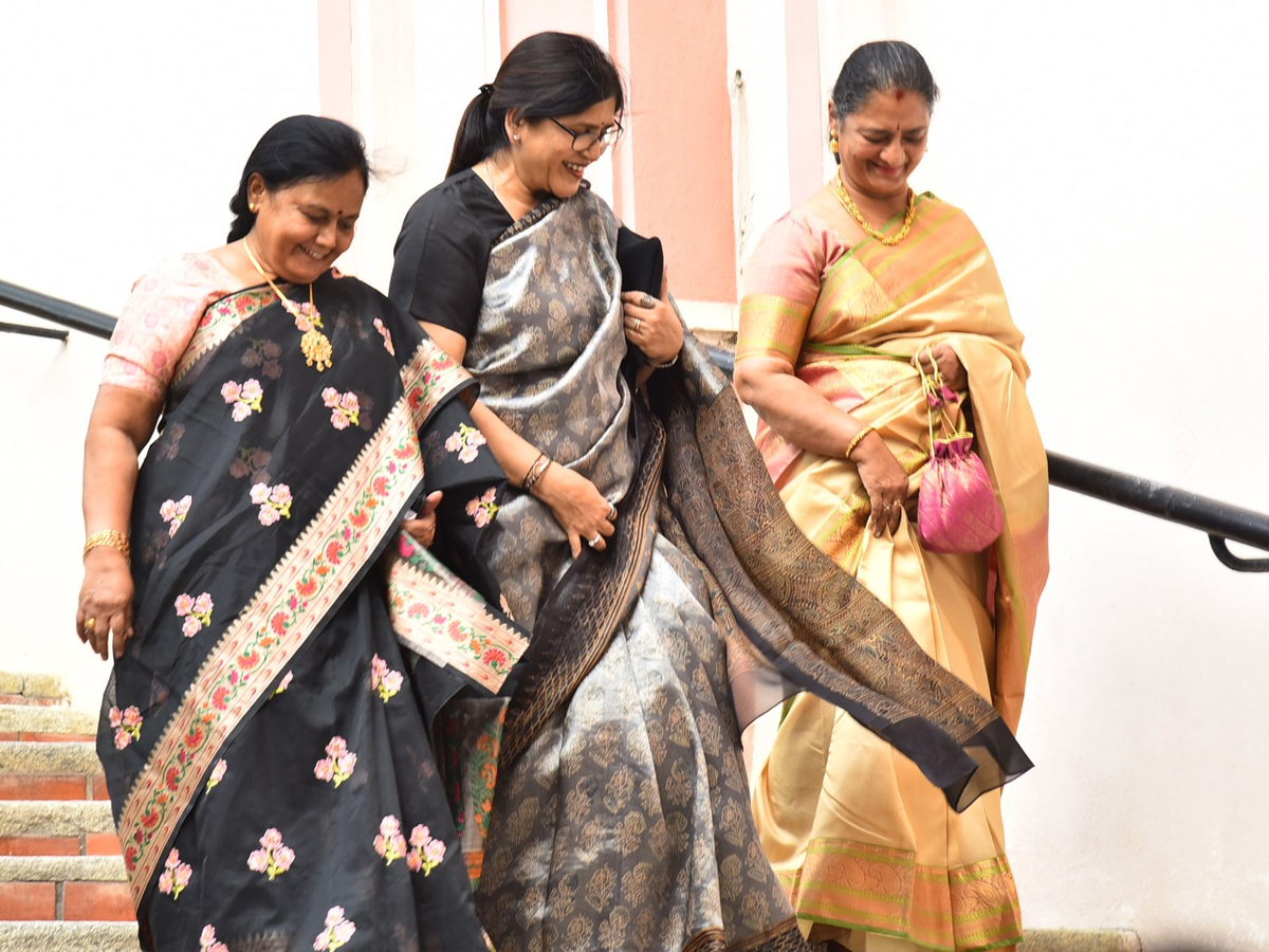 Mahanati_20Savitri_20Classics_20English_20book_20launch_20Event_20Photos_20_282_29.jpg 3