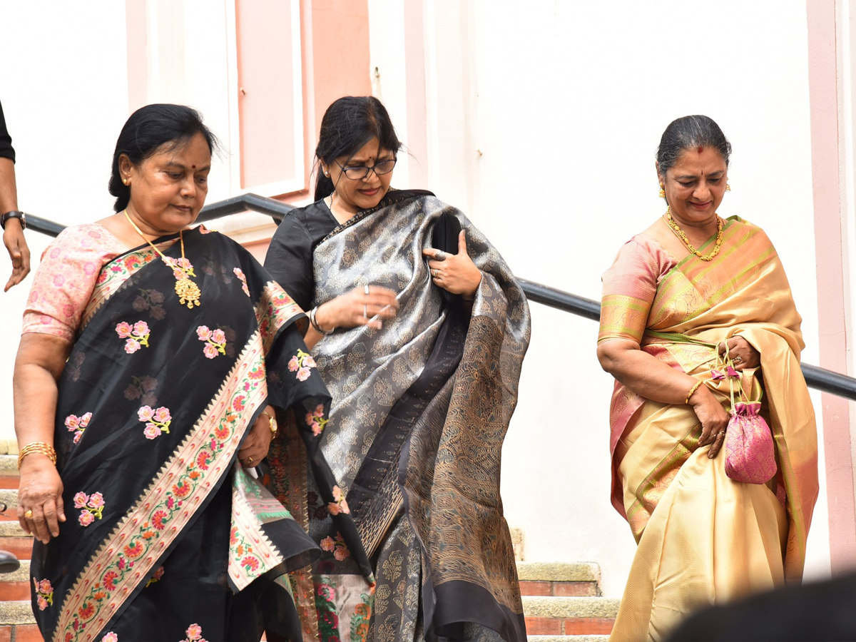Mahanati_20Savitri_20Classics_20English_20book_20launch_20Event_20Photos_20_283_29.jpg 4