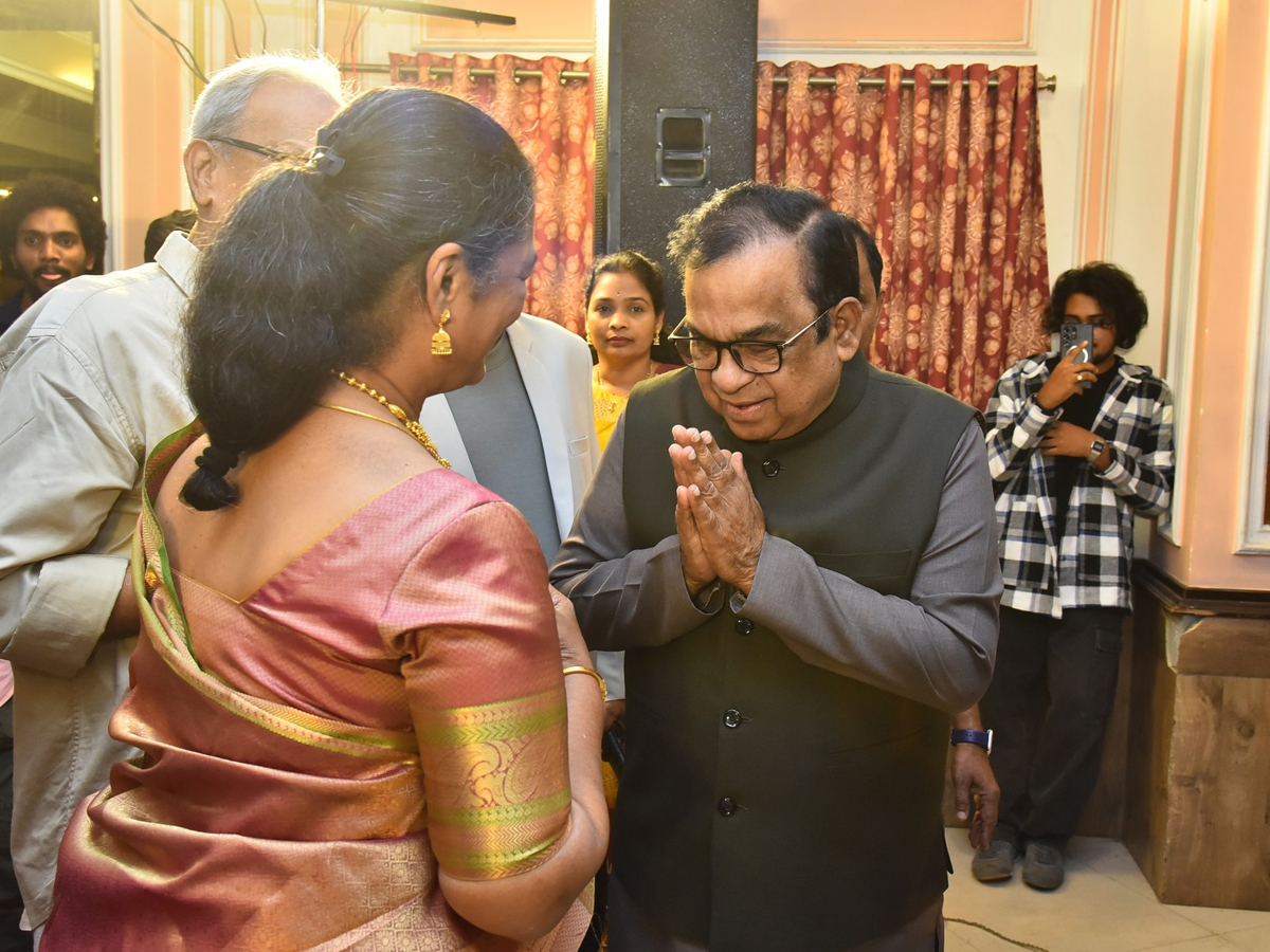 Mahanati_20Savitri_20Classics_20English_20book_20launch_20Event_20Photos_20_285_29.jpg 6