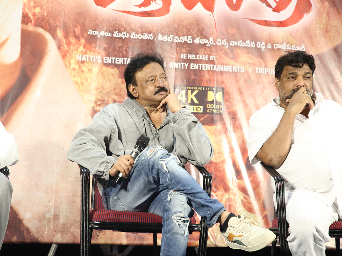 Ram_20Gopal_20Varma_20Rakta_20Charitra_20Movie_20Re_20Releasing_20Photos__20_2811_29.jpg 11
