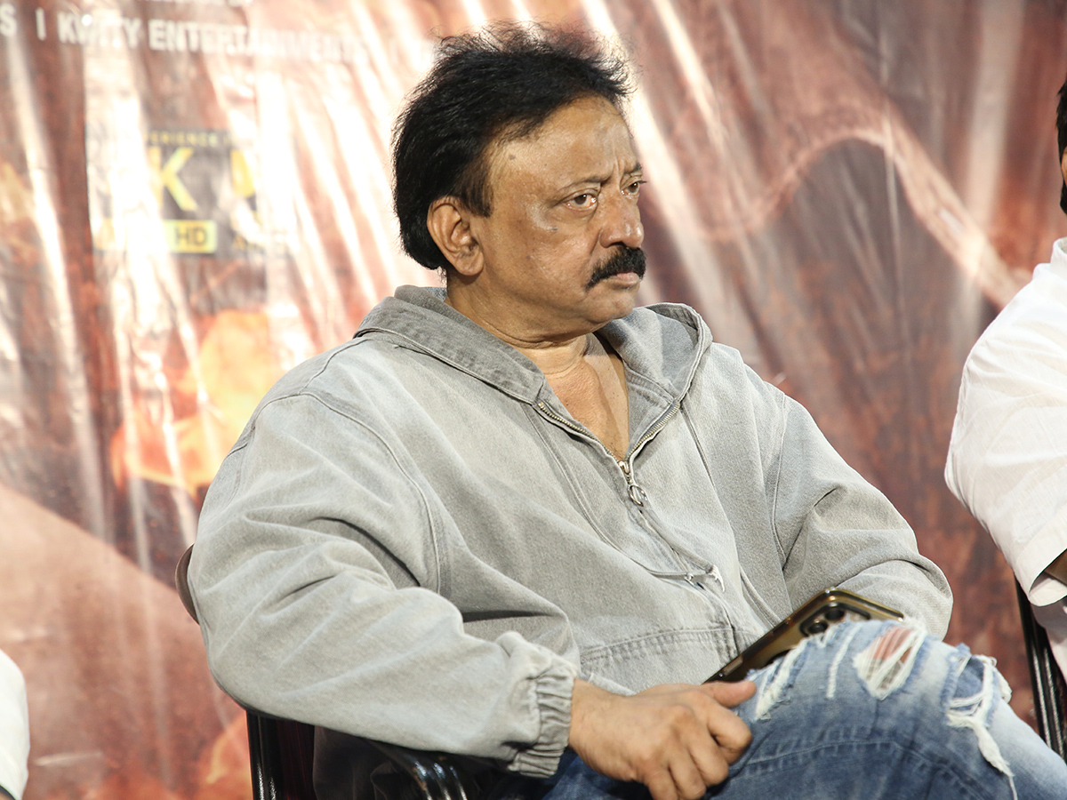 Ram_20Gopal_20Varma_20Rakta_20Charitra_20Movie_20Re_20Releasing_20Photos__20_2812_29.jpg 12
