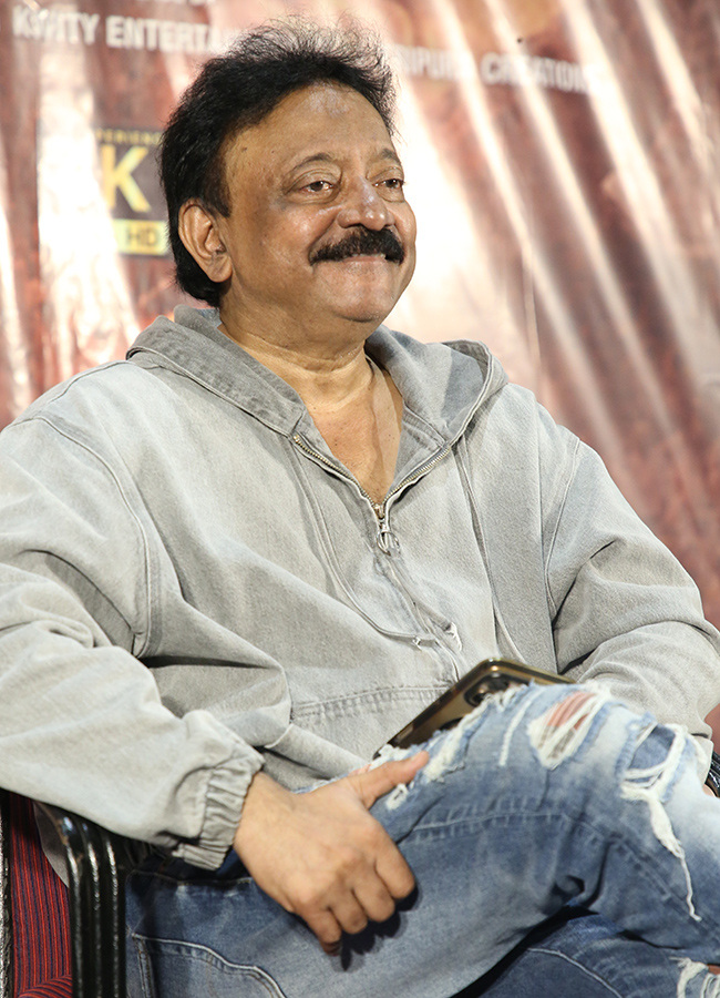 Ram_20Gopal_20Varma_20Rakta_20Charitra_20Movie_20Re_20Releasing_20Photos__20_2816_29.jpg 16