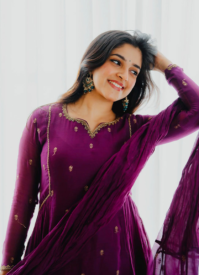 Meenakshi_20Dinesh_20_2811_29.jpg 11