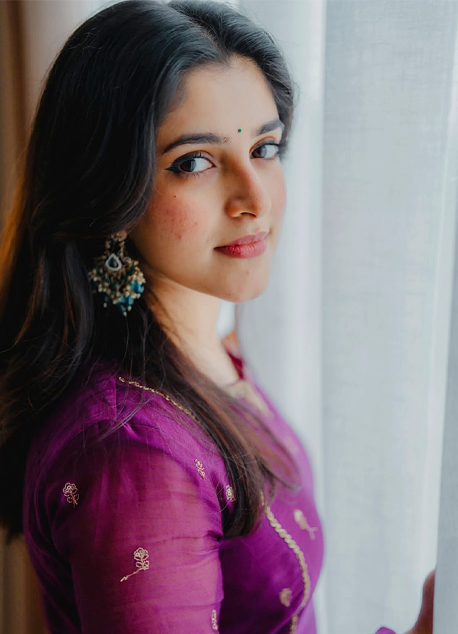Meenakshi_20Dinesh_20_2816_29.jpg 16