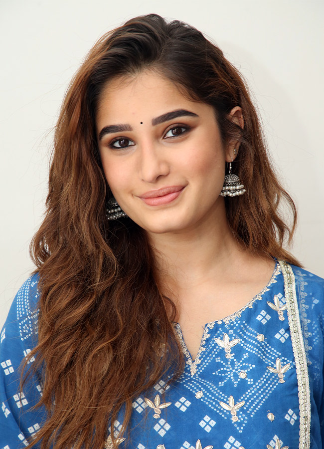 Rasha_20Thadani_20_282_29.jpg 2