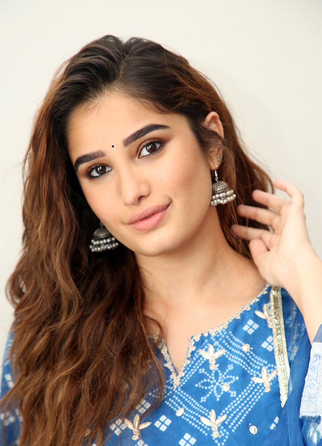 Rasha_20Thadani_20_285_29.jpg 5
