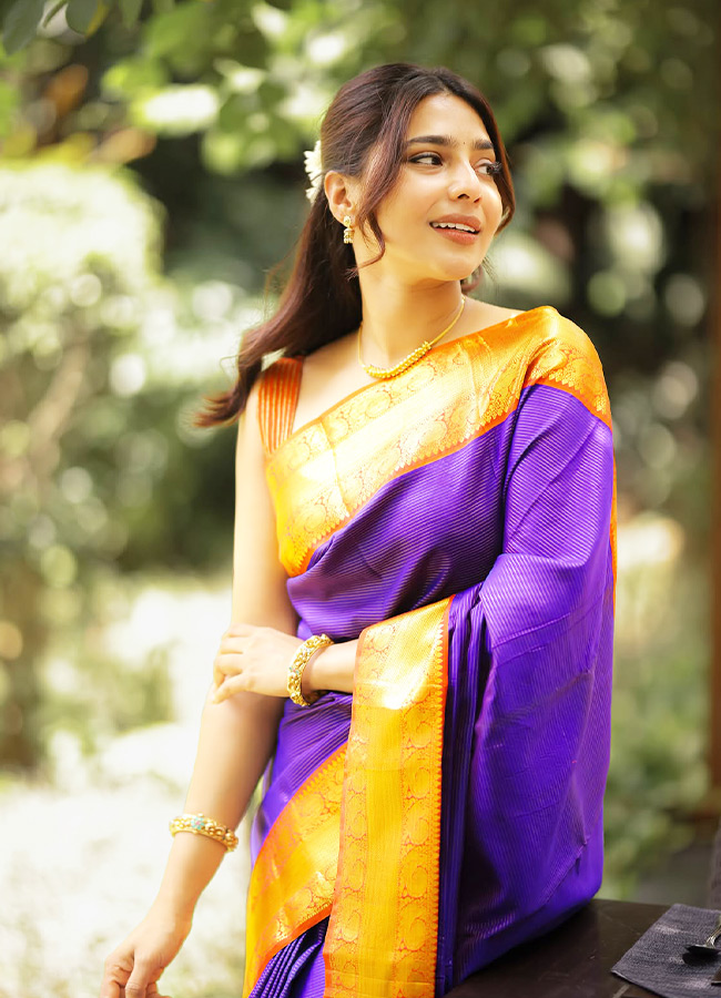 Aishwarya_20Lekshmi_20_283_29.jpg 3