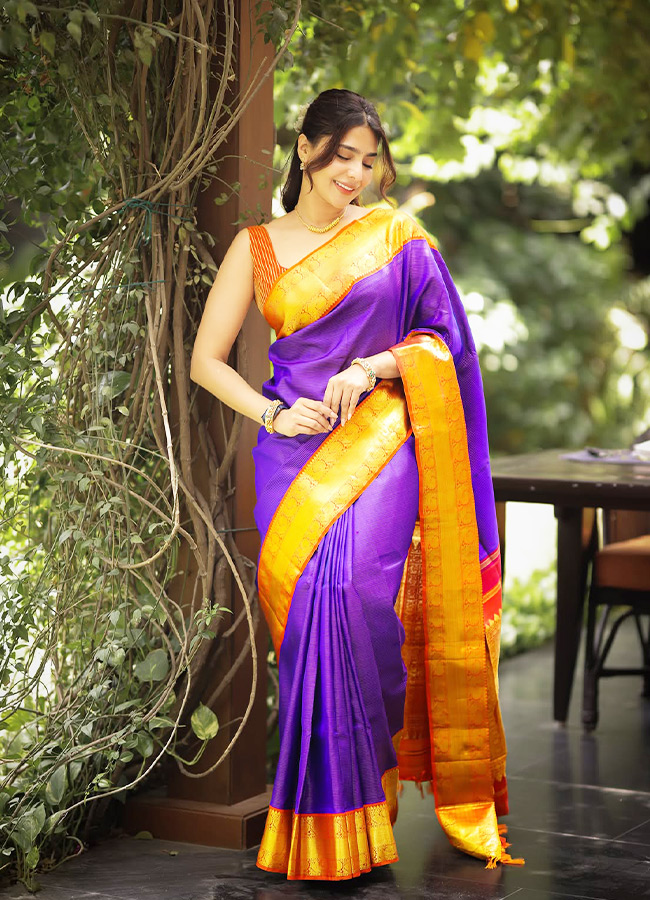 Aishwarya_20Lekshmi_20_285_29.jpg 5