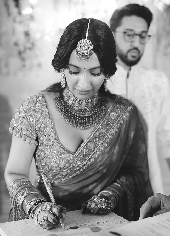 Akanksha_20Ranjan_20And_20Sharan_20Sharma_20Wedding_20Viral_20Photos__20_288_29.jpg 8