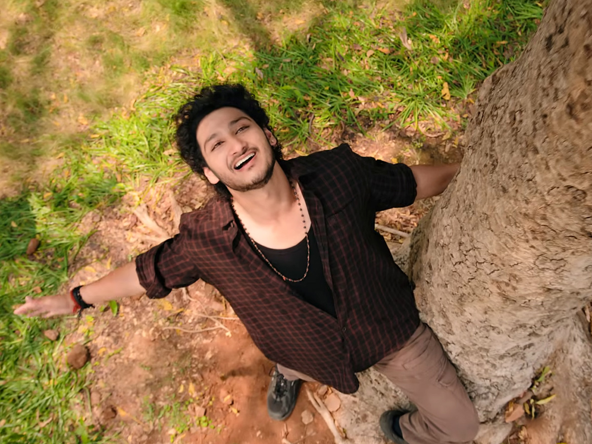 Srinivasa_20Mangapuram_20Movie_20HD_20Stills__20_286_29.jpg 6