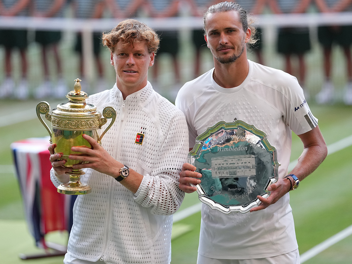 Wimbledon_20Tennis_20Championships_20Jannik_20Sinner_20celebrates_20trophy_20winning__20_2815_29.jpg 15